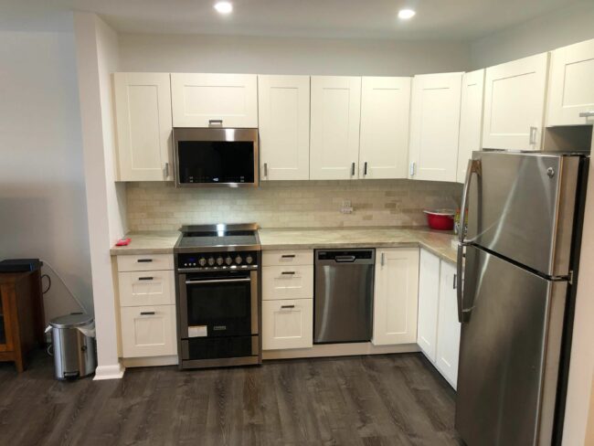 Updated 1/1/ condo for sale!