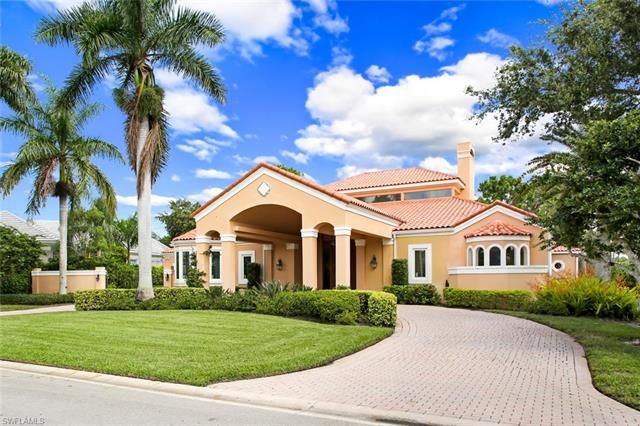 Spacious house with golf view for sale!