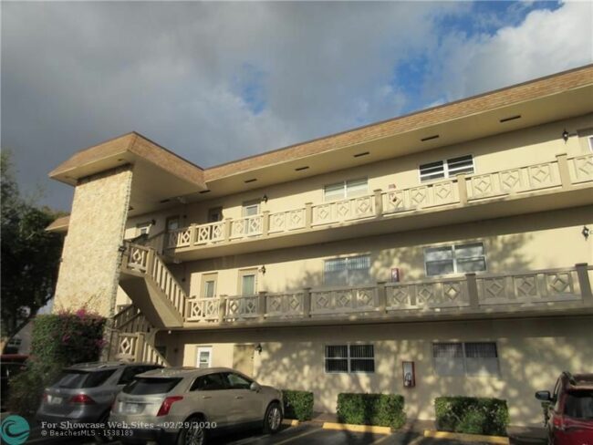 Great 2/2 unit for sale!