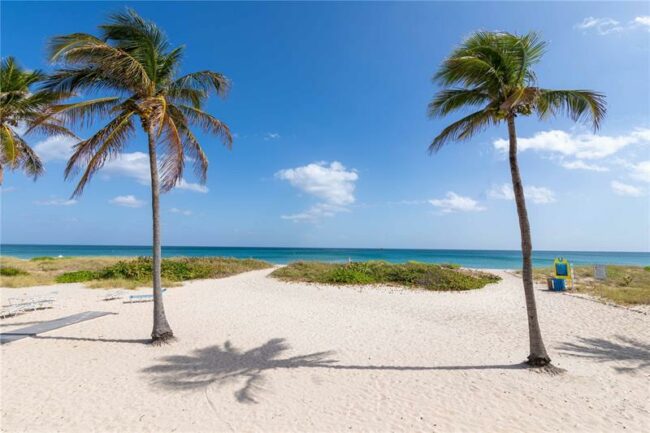 Beautiful 2/2/ condo for sale!